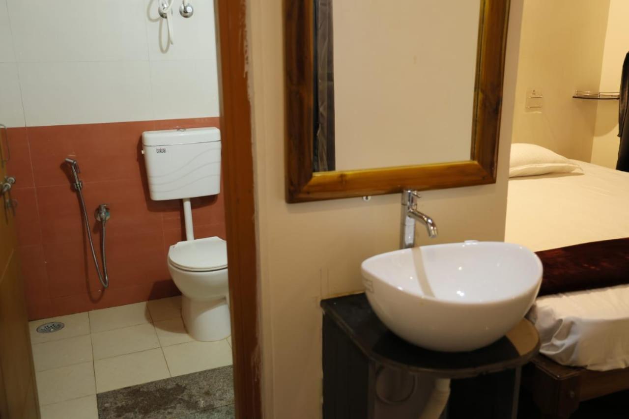Niyati Home Stay جوكارنا المظهر الخارجي الصورة